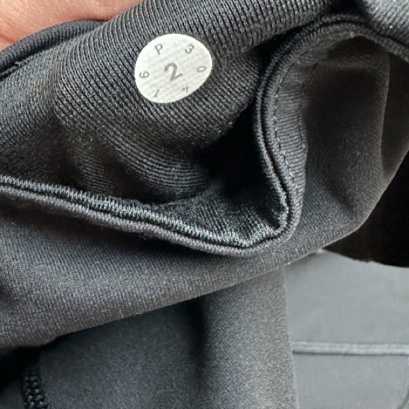 Lululemon leggings with mesh cutouts - Picture 2 of 2